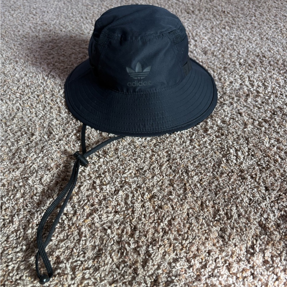 adidas Black Bucket Hat with Trefoil Logo and Chin Cord